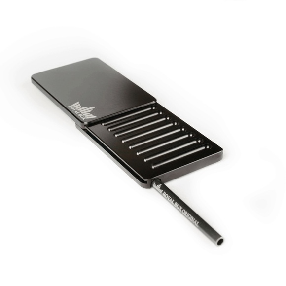 Black Panther by Royal Box - Elegant Snuff box for collectors - Limited Ed - Picture 3 of 4